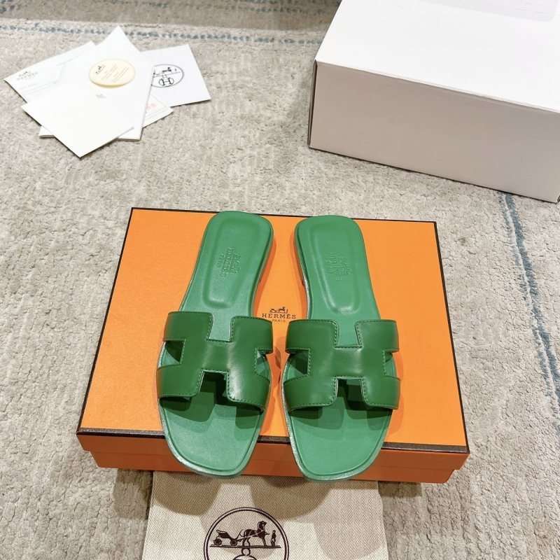 H**mes slippers